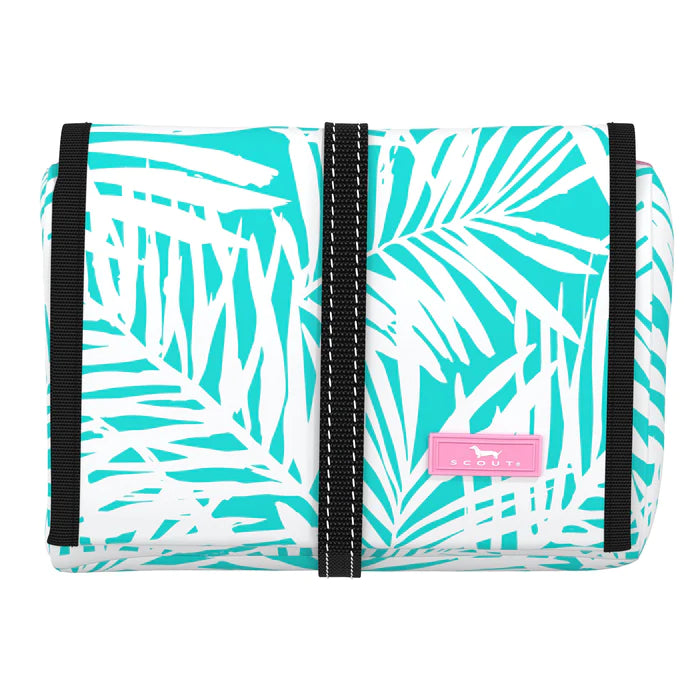 timbuk2 burrito toiletry bag SCOUT Beauty Hanging 10 W x 6.5 H x 3.75 D Beauty Burrito Hanging Toiletry Bag