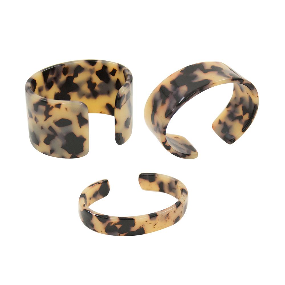 Blonde Tortoise Cuff