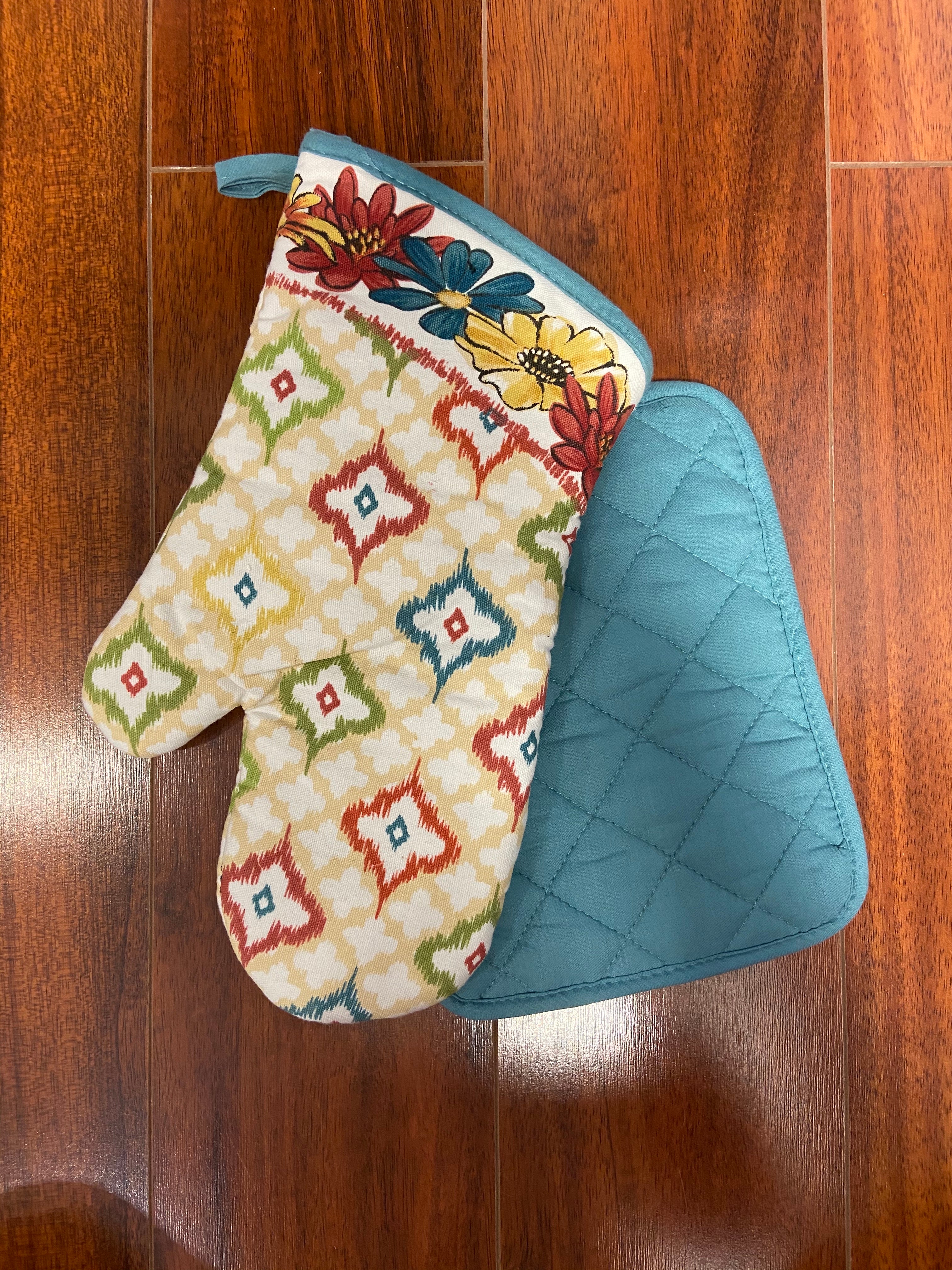 Floral Mitt + Pot Holder Set